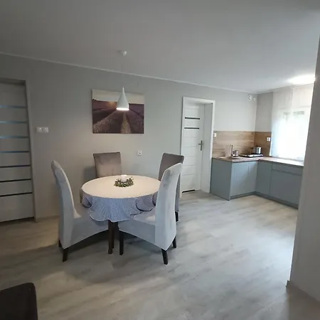 Lodge Letniskowe Cztery Pory Roku *