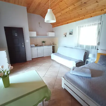 Lodge Letniskowe Cztery Pory Roku Skorzecin