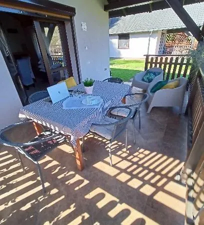 Lodge Letniskowe Cztery Pory Roku Skorzecin